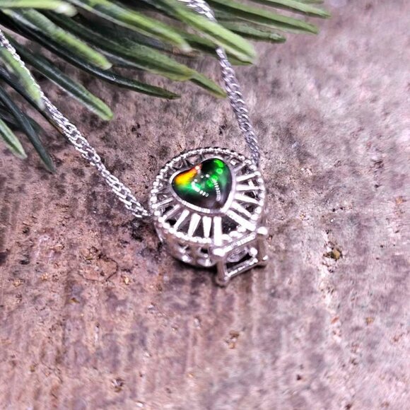 Genuine Canadian Ammolite Ferris Wheel 925 Pendant Necklace - Picture 7 of 11